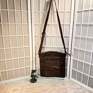 Ashwood Leather Crossbody Handbag